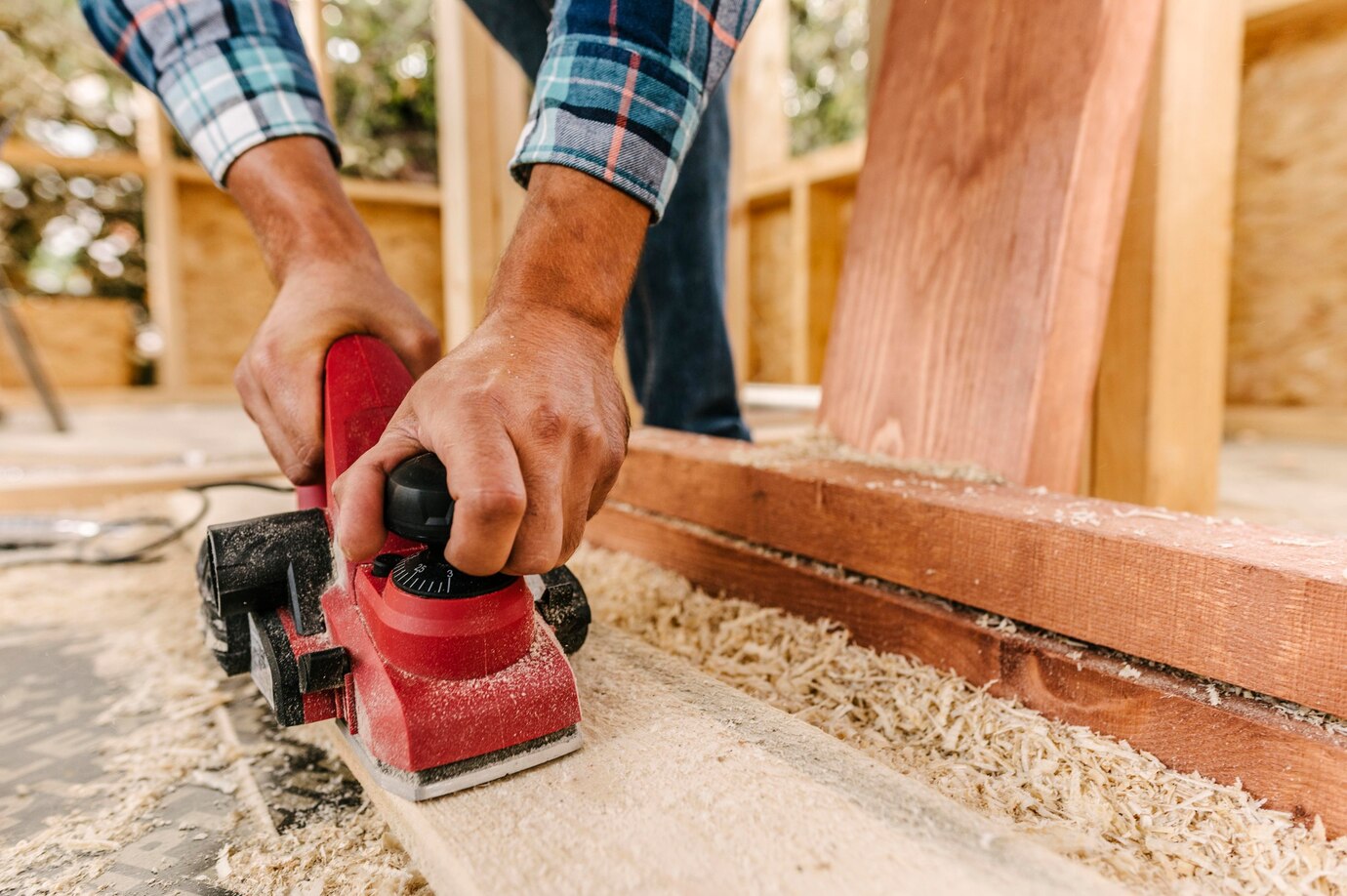 Mobiliario de madera personalizado para particulares y empresas